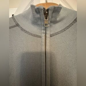 Men’s Guess knit zippered sweater/jacket